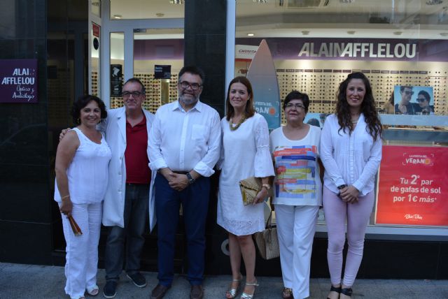 Gran éxito de participación en la Noche Blanca del Comercio de Águilas - 1, Foto 1