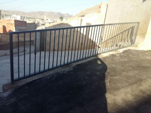 Finalizan las obras del entorno de la calle Diego Abellán - 1, Foto 1