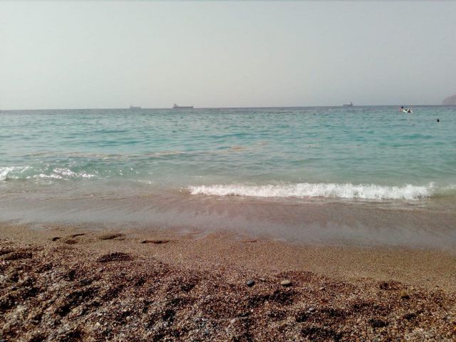 Podemos preguntará sobre los vertidos en las playas de El Portús - 1, Foto 1