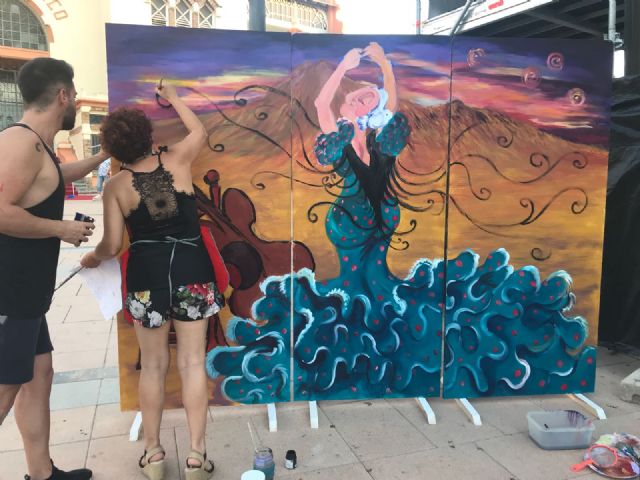 Una performance de pintura decora un mural con los artistas flamencos más representativos del festival internacional del Cante de las Minas - 3, Foto 3