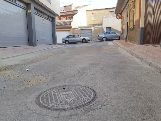 Adjudican el contrato de renovación de redes de agua potable y alcantarillado, restitución de aceras y pavimentado en la calle Galicia, Foto 4
