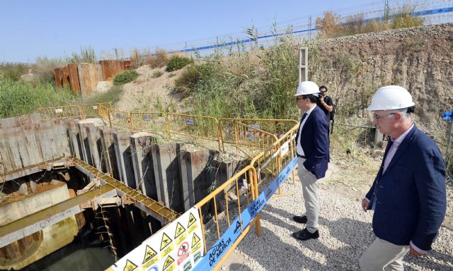 Ballesta insta a Adif a agilizar los permisos para que continúen las obras de los colectores y no se frene el soterramiento - 1, Foto 1