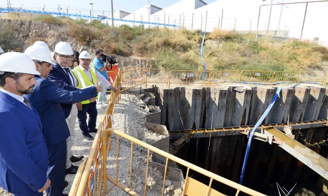 Ballesta insta a Adif a agilizar los permisos para que continúen las obras de los colectores y no se frene el soterramiento - 2, Foto 2