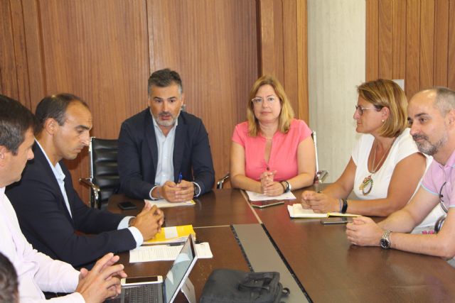 Ayuntamiento y Comunidad analizan el futuro de la Formación Profesional en la localidad - 2, Foto 2
