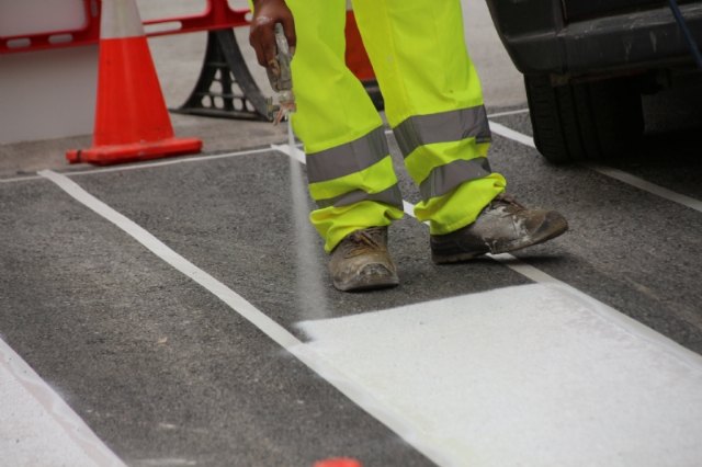 Mañana lunes comienza el repintado de marcas viales en el municipio, Foto 1