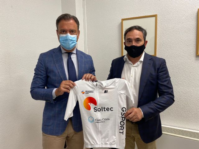 La Comunidad impulsa el primer equipo ciclista femenino profesional de la Región - 1, Foto 1