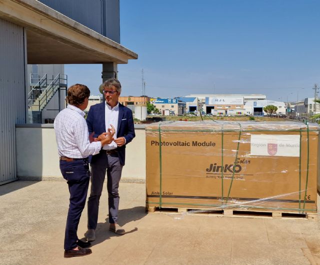 La instalación de placas solares en el Archivo Intermedio permitirá ahorrar más de 6.000 euros al año en la factura de la luz - 1, Foto 1