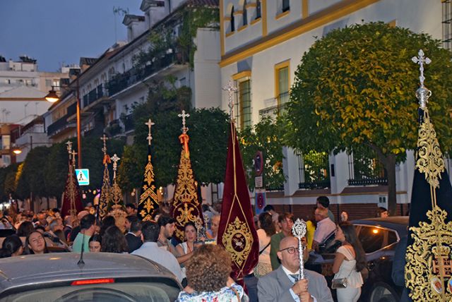 Triana se rinde ante su Virgen del Carmen,una tradición que perdura desde el siglo XVII en Sevilla - 2, Foto 2