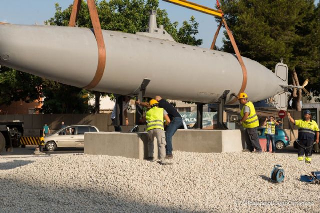 La réplica del Submarino Peral ya luce en la entrada a Cartagena - 4, Foto 4
