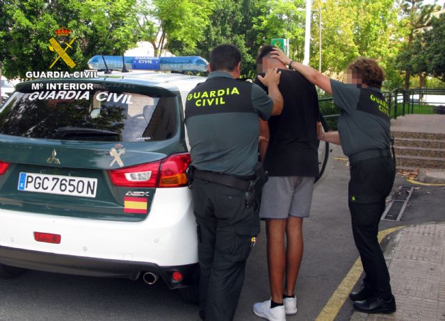 La Guardia Civil detiene al presunto atracador de un comercio de Murcia - 1, Foto 1