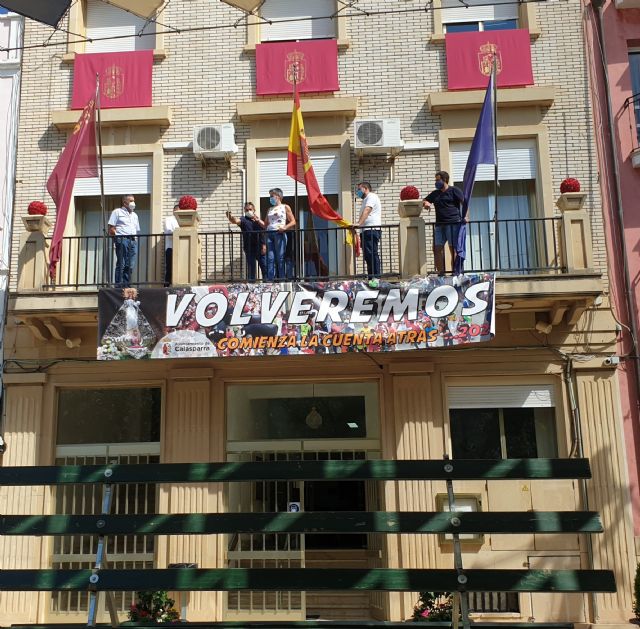 Desde el Ayuntamiento de Calasparra se ha lanzado un chupinazo simbólico por la Feria y Fiestas de Calasparra 2020, suspendidas por la COVID-19 - 1, Foto 1