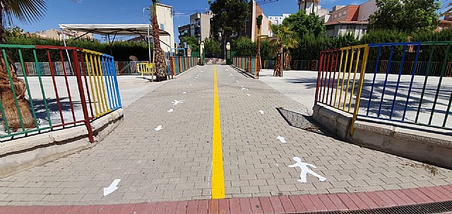 Ayuntamiento y centros de Cieza acuerdan la creación de una comisión educativa-sanitaria - 1, Foto 1