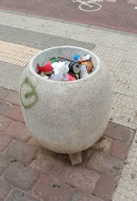 MC: El Gobierno convierte a Los Dolores en un barrio sucio, incómodo e inseguro - 4, Foto 4