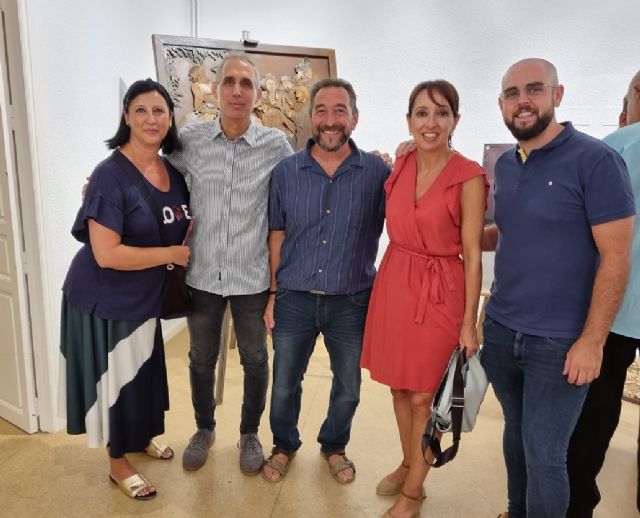 Antonio Fernández Espín presenta su colección Paisajes de Vid'a en la Casa de Cultura - 2, Foto 2