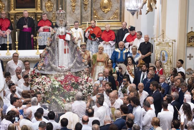 López Miras acompaña a la Fuensanta en su llegada a Murcia y destaca la ilusión de miles de murcianos - 2, Foto 2