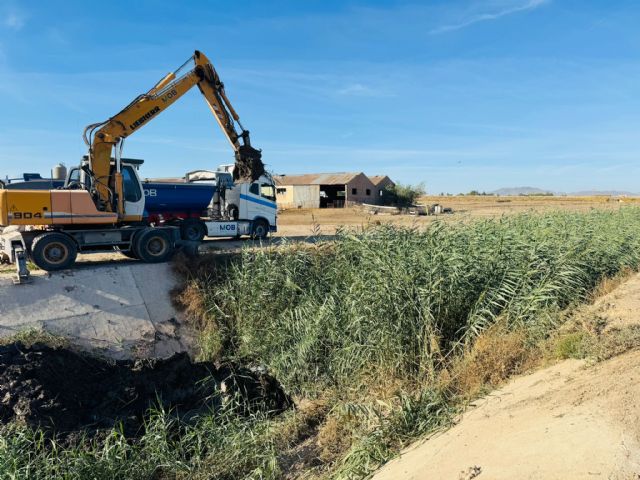 La limpieza de los tramos urbanos de los cauces de ríos y ramblas de Lorca llegan a su recta final - 2, Foto 2