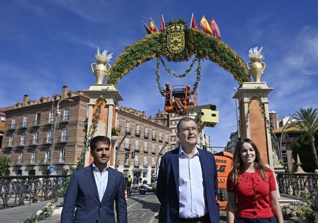 Murcia estrena una nueva decoración para recibir a la Virgen de la Fuensanta el próximo jueves - 1, Foto 1