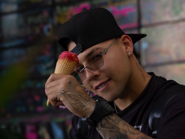 Junior Robles estrena Serenatica, un reguetón íntimo inspirado en su historia de amor - 2, Foto 2