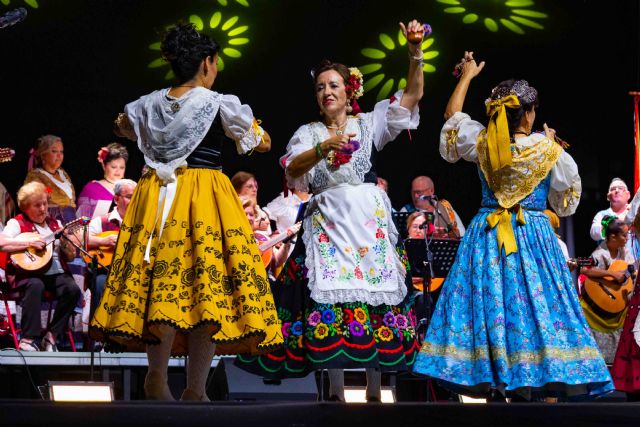 La Feria de Calasparra se convierte un año más en un encuentro de culturas con la 27° edición del Festival Internacional de Folclore - 1, Foto 1