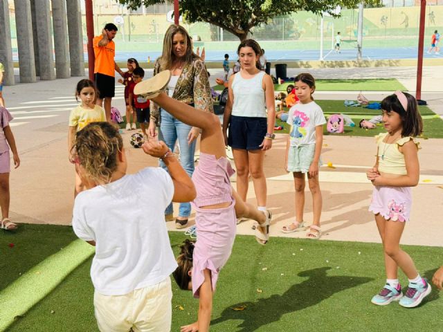 El Pabellón Deportivo Juan Zurano de Lorca acoge Conciliamos la vuelta al cole, con actividades y talleres para pequeños y jóvenes antes del comienzo del curso escolar - 5, Foto 5