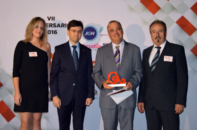 ASECOM premia al Ayuntamiento de Molina de Segura, a las empresas JGH, Consuelo López y Equilabo, y al COIE de la UMU - 5, Foto 5