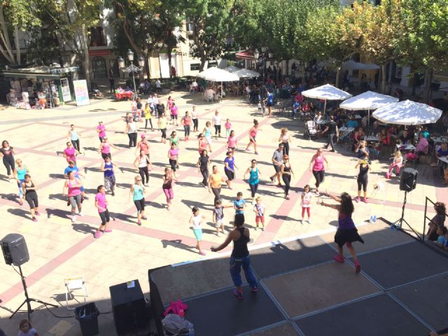 El Fitness Day saca a la calle el entrenamiento deportivo con la participación de 165 personas - 4, Foto 4