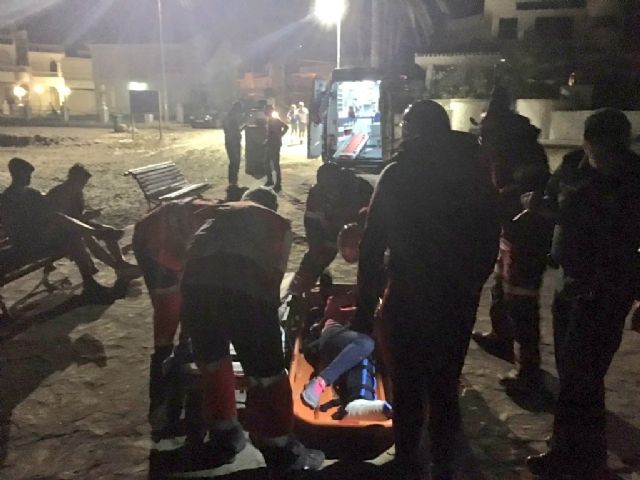 Intenso fin de semana de rescates de la embarcación LS Titania - 2, Foto 2