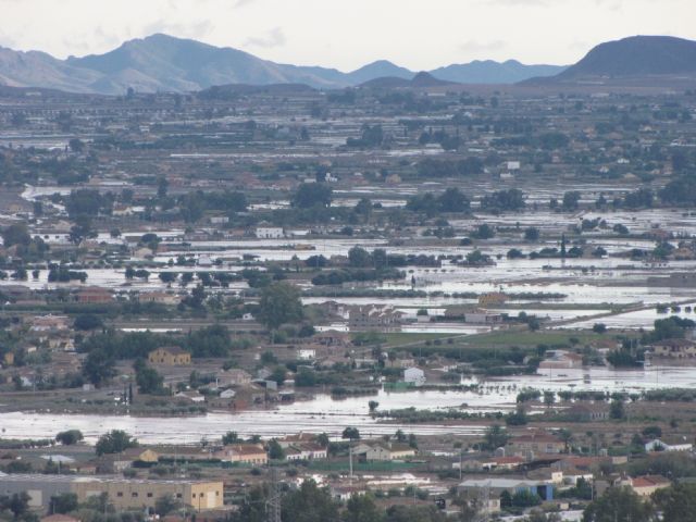 El PSOE vuelve a reclamar soluciones al riesgo de inundación que mantiene en vilo a la población de la huerta de Lorca - 1, Foto 1