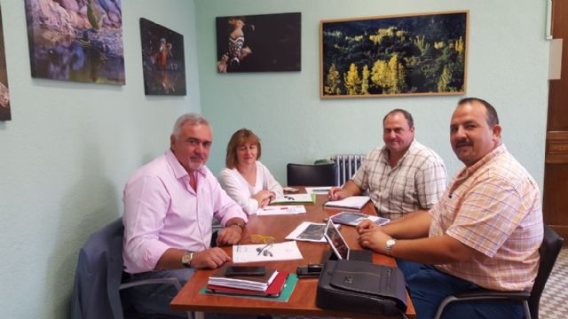 Visita realizada por el Alcalde de Moratalla al Ayuntamiento de Hellín - 1, Foto 1