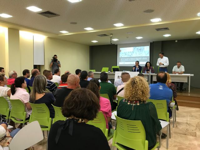 El Gobierno Regional invertirá cerca de 3 millones de euros en la renovación urbana de la Avenida de Europa y sus calles adyacentes de la que se beneficiarán más de 2.500 vecinos - 1, Foto 1