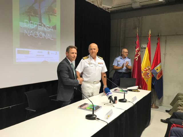 Exposición: Defensa nacional. La adaptación permanente de las Fuerzas Armadas hasta el 19 de octubre - 3, Foto 3