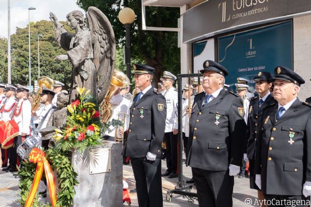 La Policía Nacional celebra el día de su patrón frente a la imagen del Ángel Custodio - 1, Foto 1