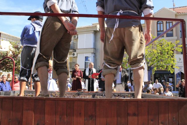 Bendecido el primer mosto durante la recepción oficial de la vendimia - 1, Foto 1