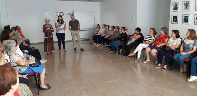 Cerca de medio centenar de alumnos en los talleres de Risomemoria organizados por la Concejalía de Servicios Sociales - 2, Foto 2