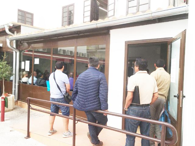 El PSOE propone medidas para agilizar el servicio de empadronamiento y acabar con la saturación diaria - 1, Foto 1