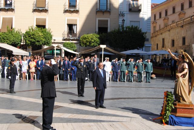 Jiménez destaca la incorporación de la mujer a la Policía Nacional hace 40 años como una de las conquistas más importantes de la democracia - 2, Foto 2