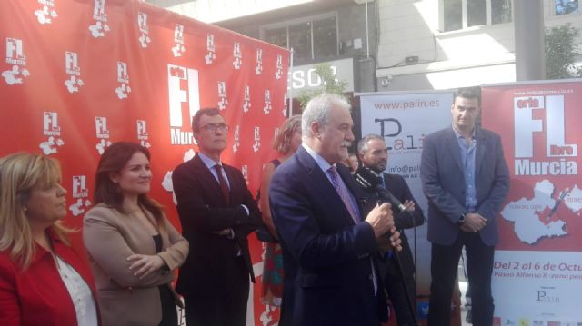 Más de 55.000 lectores disfrutarán de la II Feria del Libro de Murcia hasta el domingo - 1, Foto 1