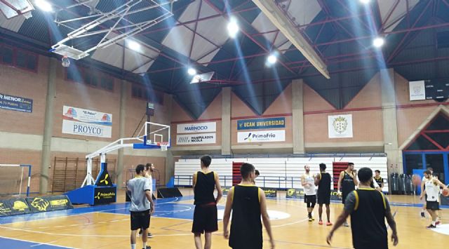 El pabellón Fausto Vicent estrena iluminación de bajo consumo durante la final de la Copa Presidente - 1, Foto 1