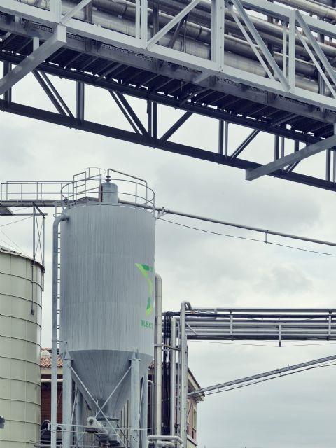 Estrella de Levante reutiliza 30.000 toneladas de sobrante de malta y arroz para alimentación animal - 1, Foto 1