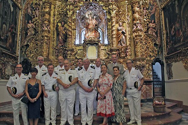 La Hermandad de MAREANTES DEL SUR a recuperando la vieja tradición en homenaje a la Virgen del Buen Aire, “Patrona de los Marinos Sevillanos” - 3, Foto 3