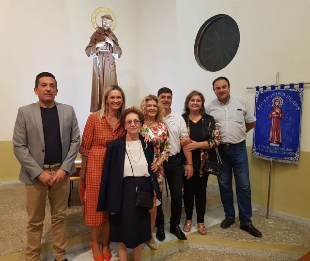 El PP s acompaña a los vecinos del Barrio de La Media Legua - 1, Foto 1