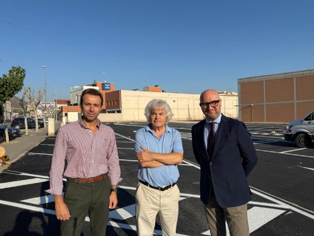 El Ayuntamiento de Murcia construye en El Esparragal el mayor aparcamiento de conexión de la red de pedanías - 1, Foto 1