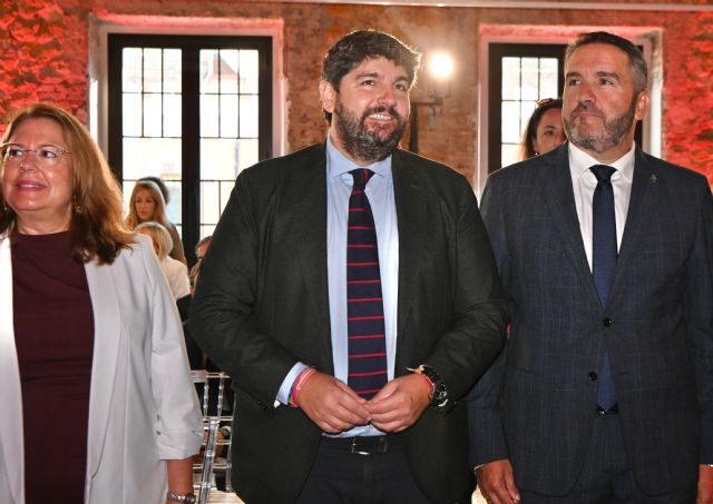 López Miras subraya el liderazgo económico de la Región en la celebración del Día del Empresario - 2, Foto 2