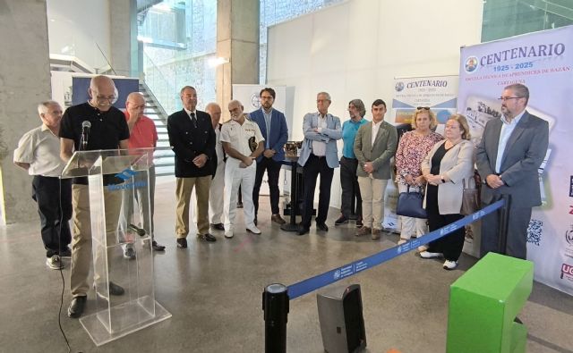 Más de 80 maquetas, piezas, fotografías y pinturas componen la exposición multitemática de los aprendices de Bazán - 5, Foto 5