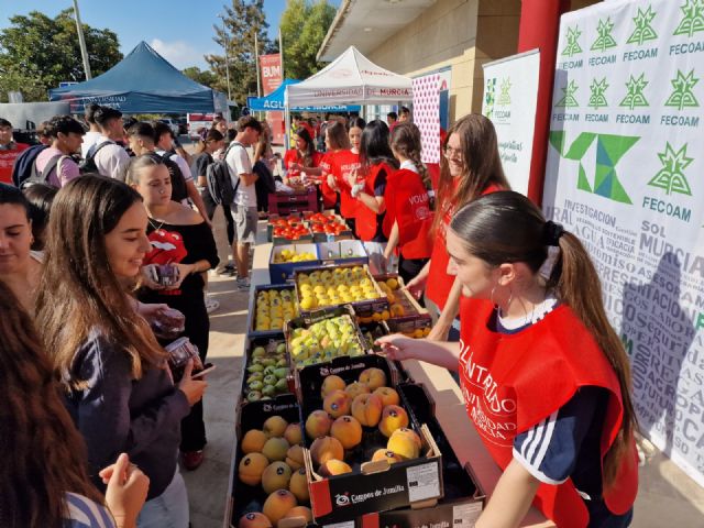 Fecoam promueve una alimentación saludable durante la Bienvenida Universitaria 2025 de la UMU - 3, Foto 3