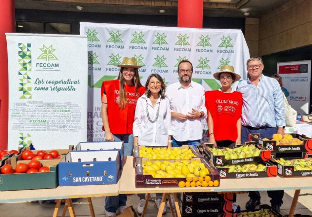Fecoam promueve una alimentación saludable durante la Bienvenida Universitaria 2025 de la UMU - 4, Foto 4
