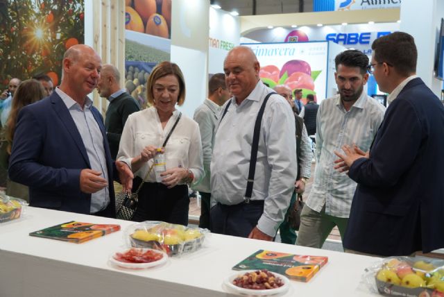 Jumilla reafirma su compromiso con el sector hortofrutícola en la Feria Fruit Attraction - 3, Foto 3