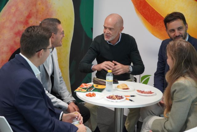Jumilla reafirma su compromiso con el sector hortofrutícola en la Feria Fruit Attraction - 4, Foto 4