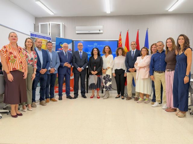 El Gobierno Regional invierte 2,6 millones de euros en la ampliación del IES Gerardo Molina - 2, Foto 2