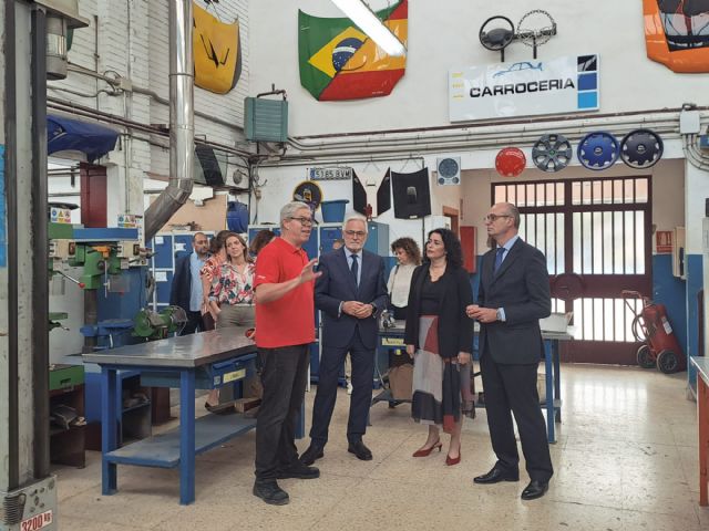La Comunidad invertirá 2,6 millones para ampliar el IES Gerardo Molina de Torre Pacheco - 3, Foto 3